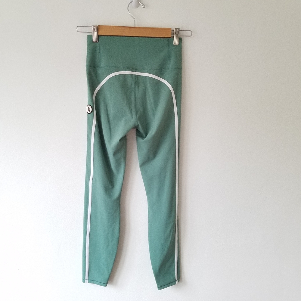 Vuori Caladon Track Leggings Tight Pants Women's Size Small - Picture 9 of 15